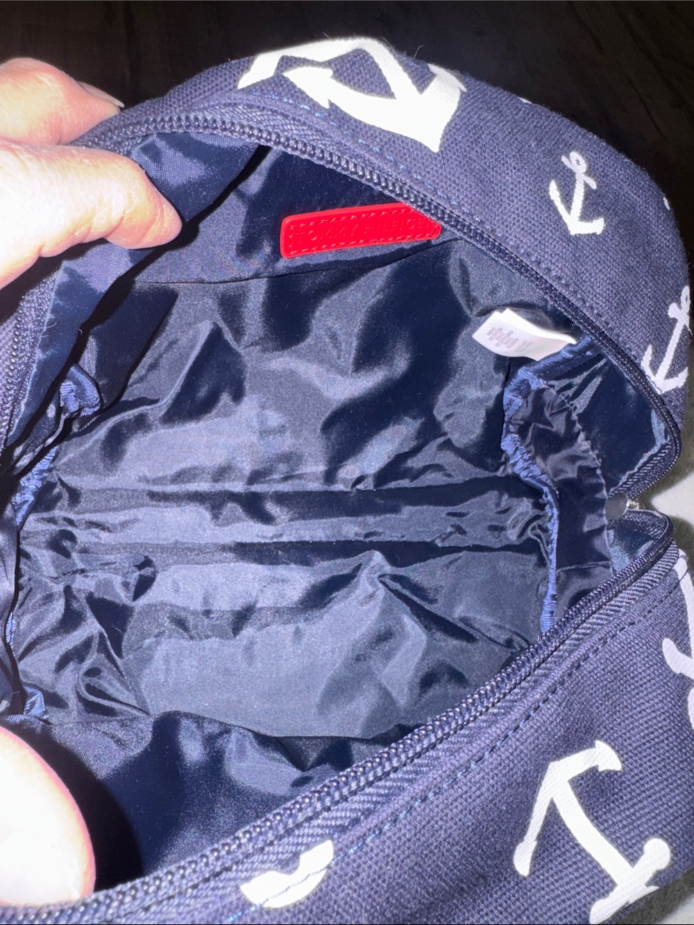 NWT, Tommy Hilfiger utility/ cosmetic pouch - Picture 7 of 7